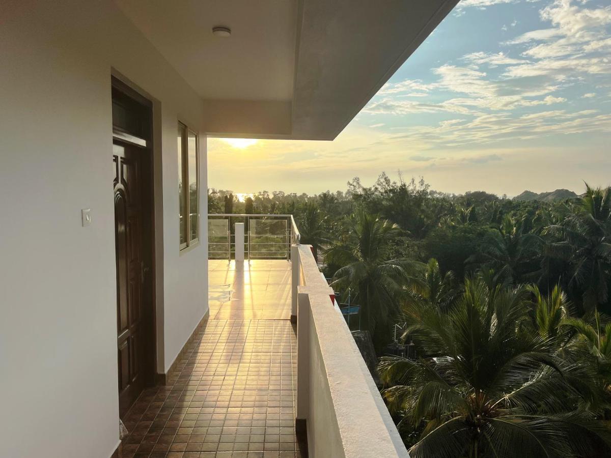 Hotel Martins Crest Patnem Beach Exterior foto